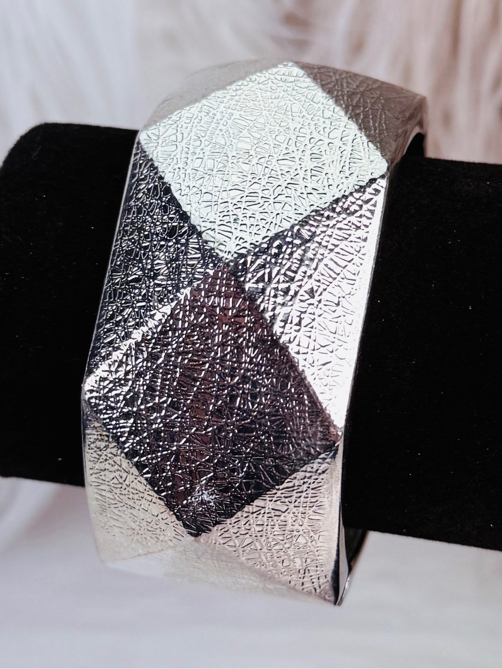 Vintage aged Silvertone textured weighted wide band hinged bracelet